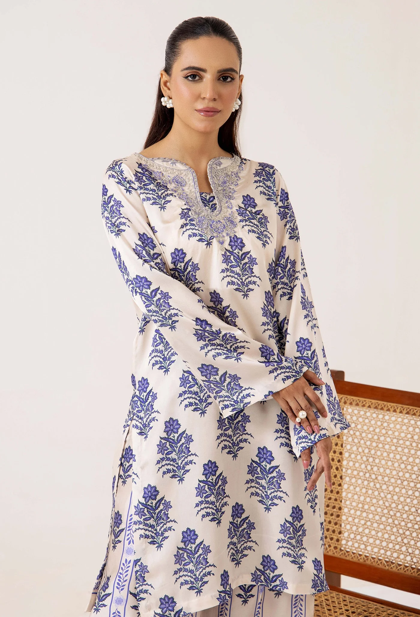 Adan Libas 2-Pc Emb Silk 7630 Silk Collection 2025 - Image 2