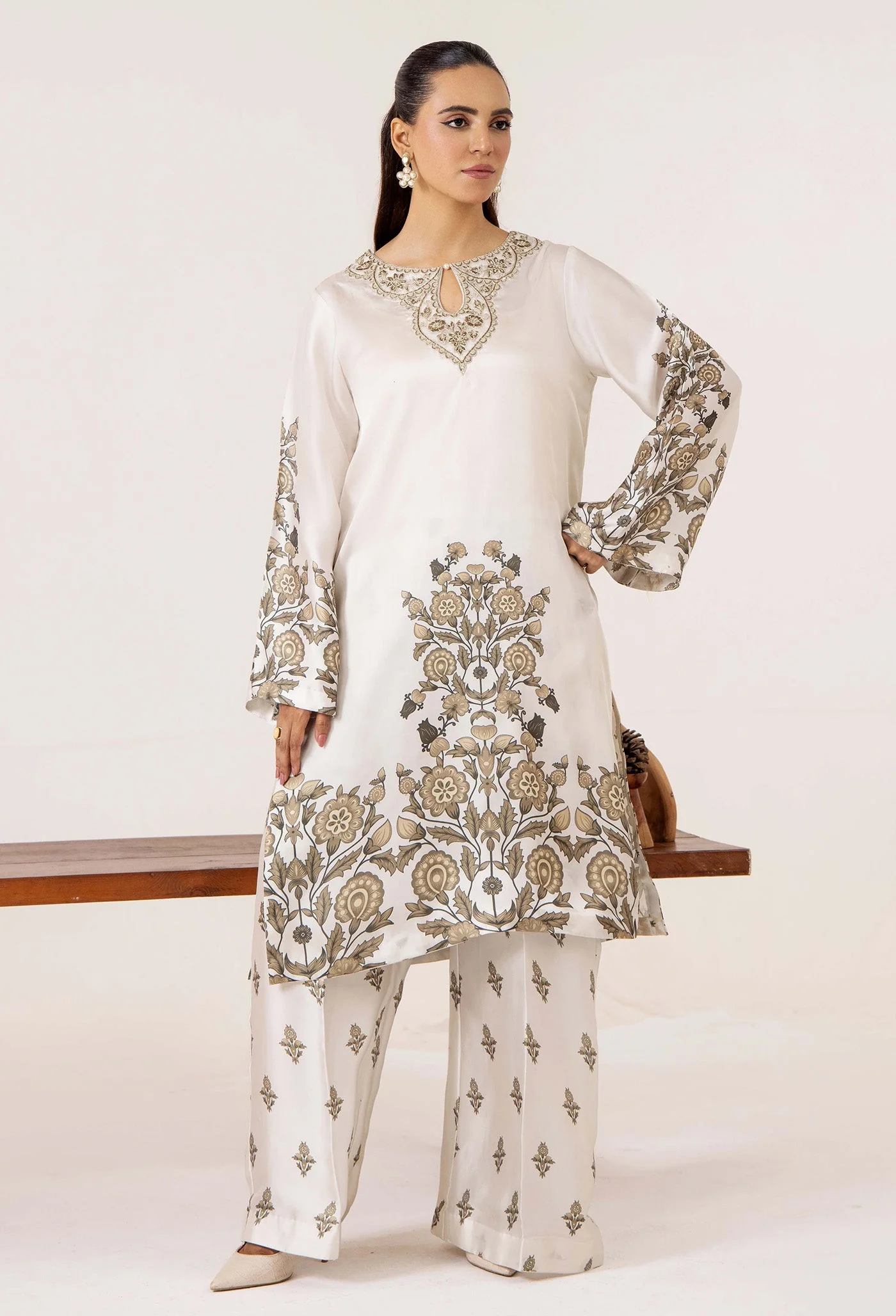 Adan Libas  2-Pc Emb Silk 7632 Silk Collection 2025