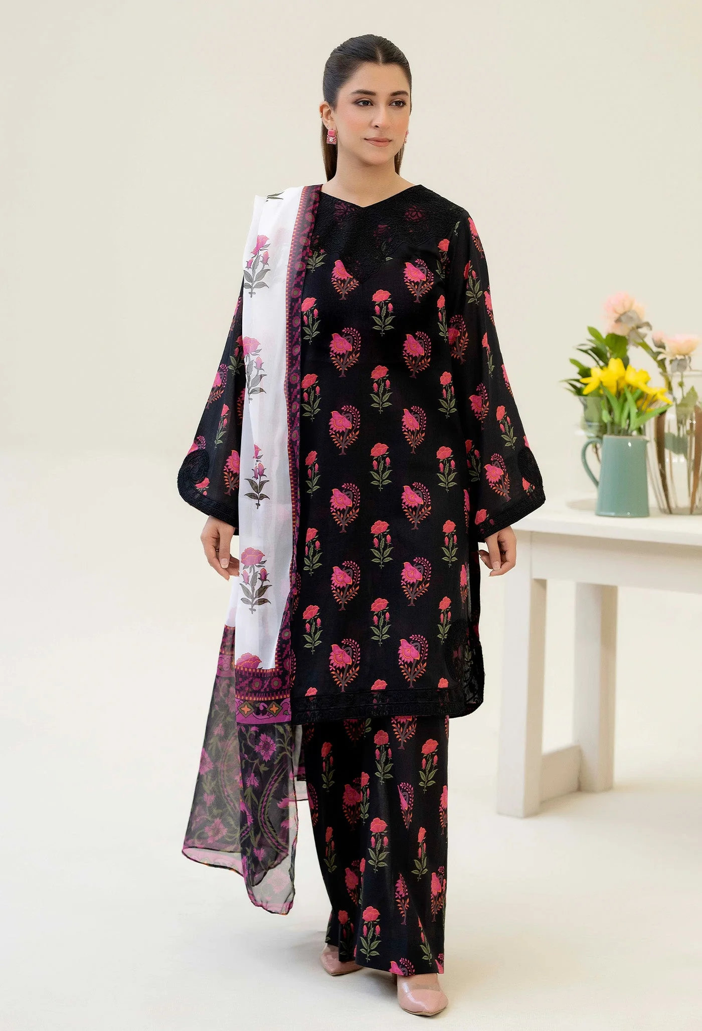 Adan Libas  Prints 1347 Silk Collection 2025