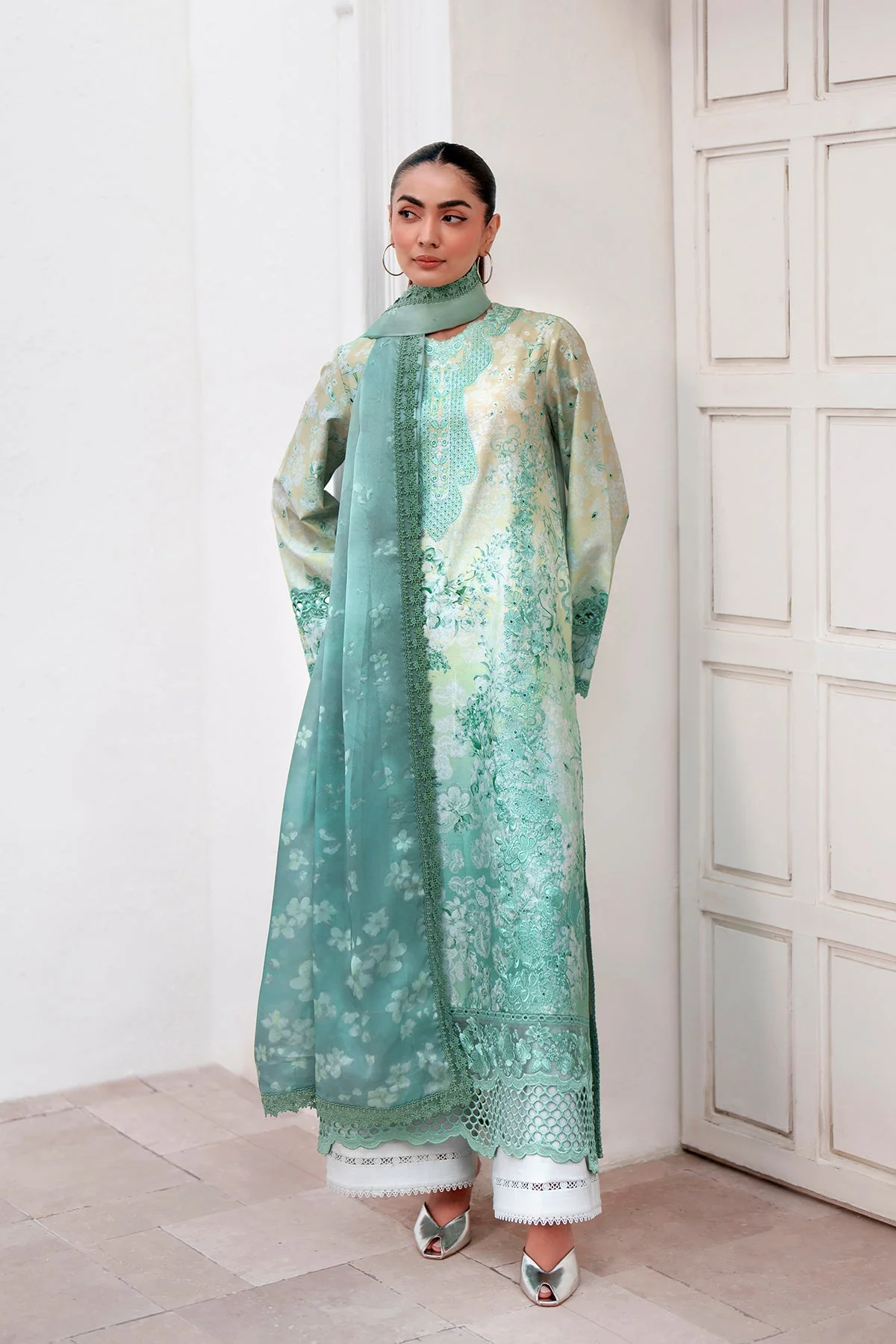Afrozeh Auryn Sunspell Lawn Collection 0 - Image 2