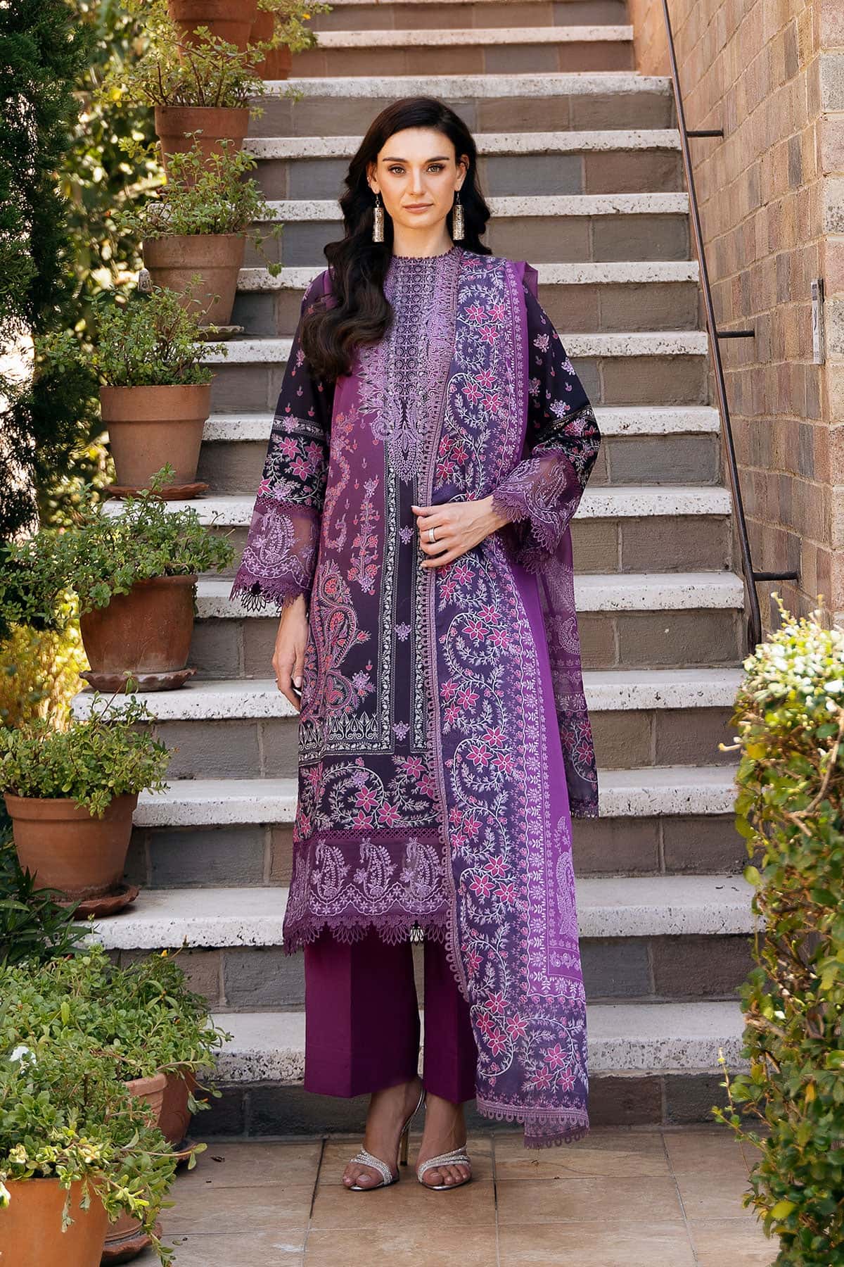 Afrozeh Azrina A Damask The Holiday Edit 2025