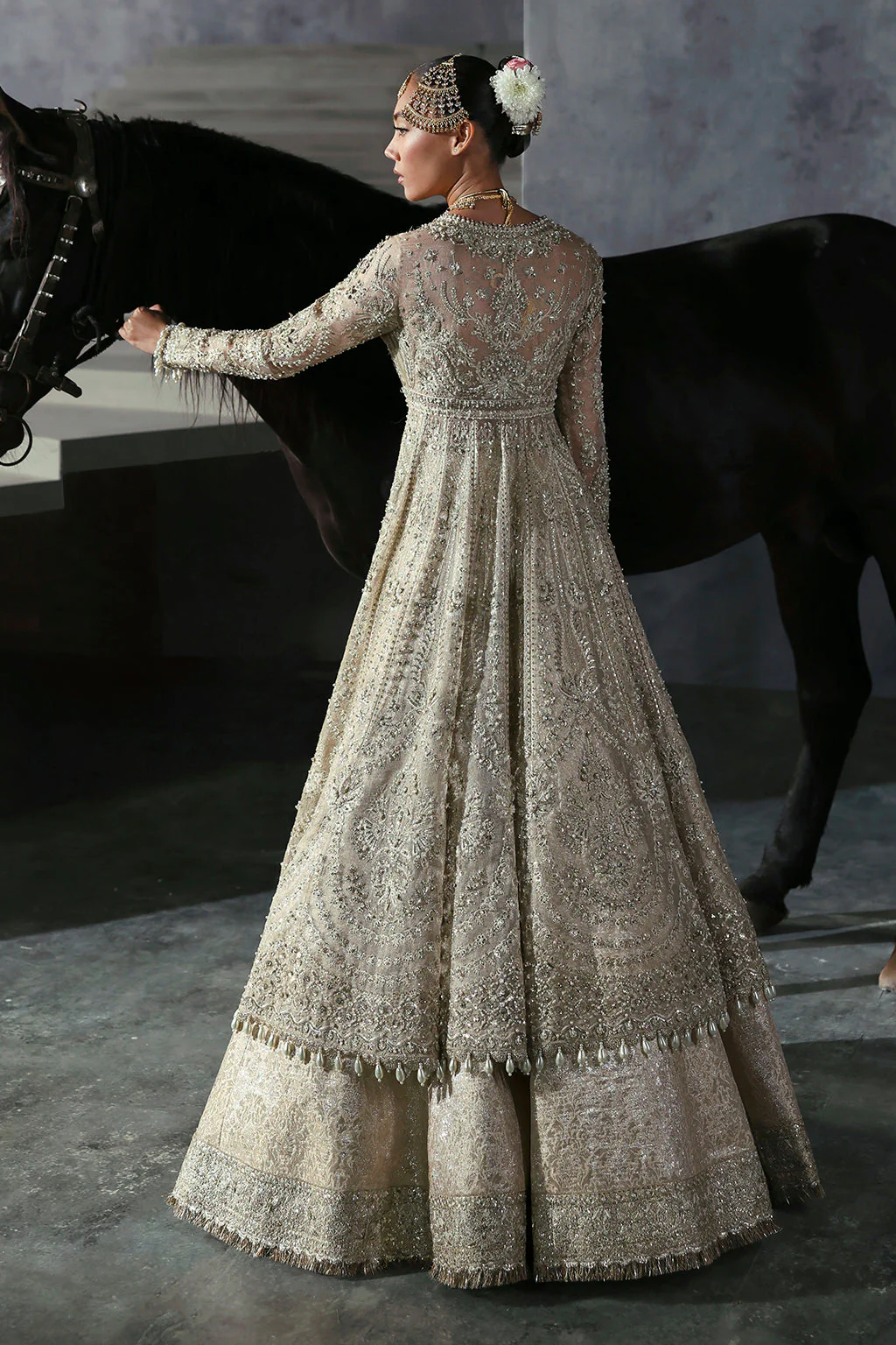 Afrozeh Bellezza The Brides Edition 2024 - Image 2