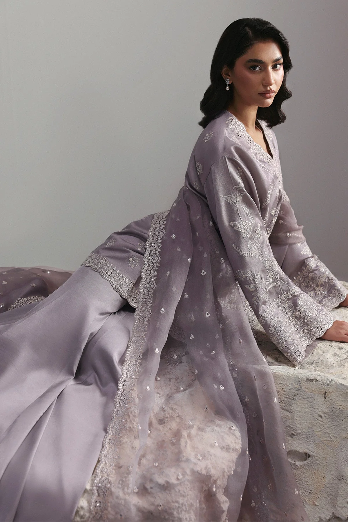 Afrozeh Cressida Slate Luxury Pret 2025 - Image 2
