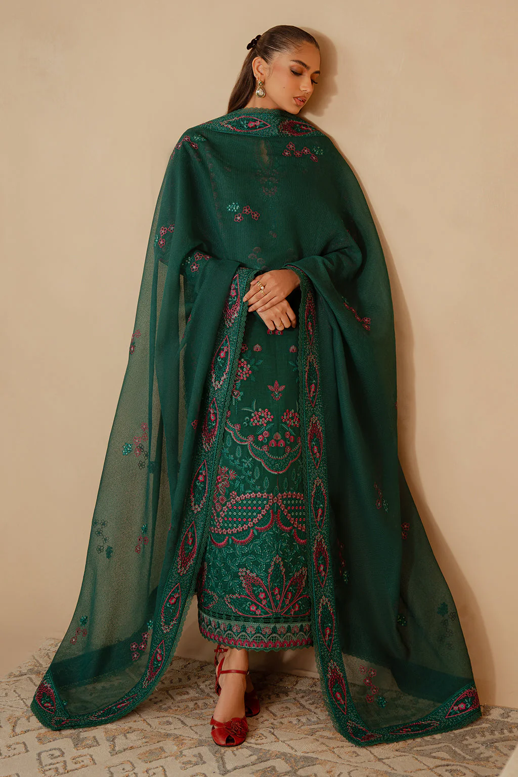 Afrozeh Cypress Noemie Winter Pret 2024 - Image 2
