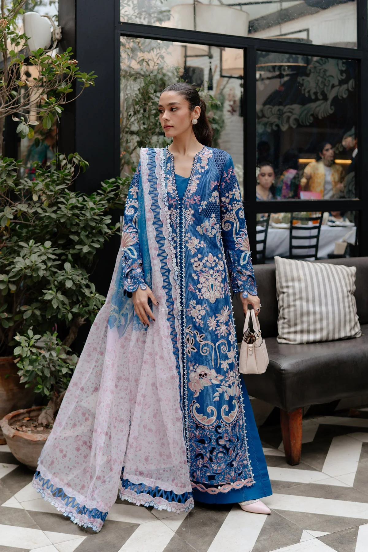 Afrozeh Eclipse Lawn 2025 - Image 2