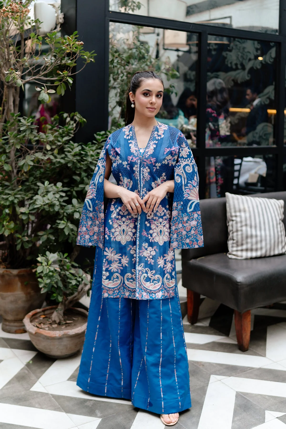 Afrozeh Eclipse Lawn Collection 2025 - Image 2