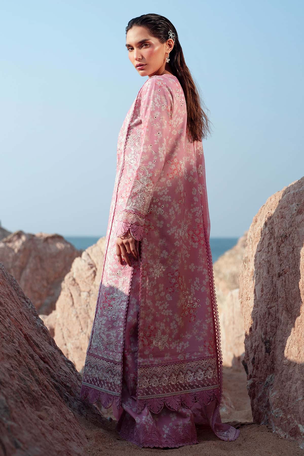 Afrozeh Pearls Summer Together Lawn 2025 - Image 2