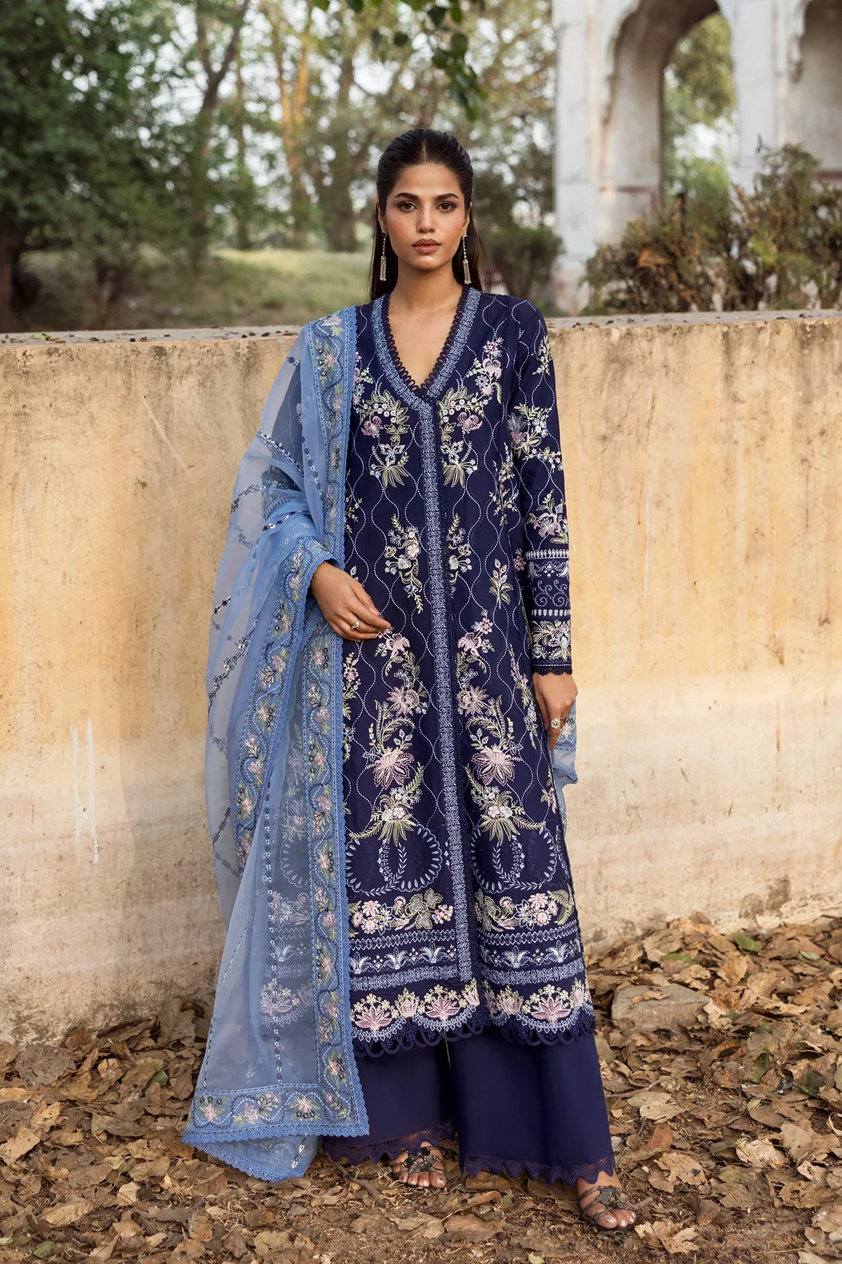 Afrozeh Shiddat Mulaqatat Festive Lawn 2025