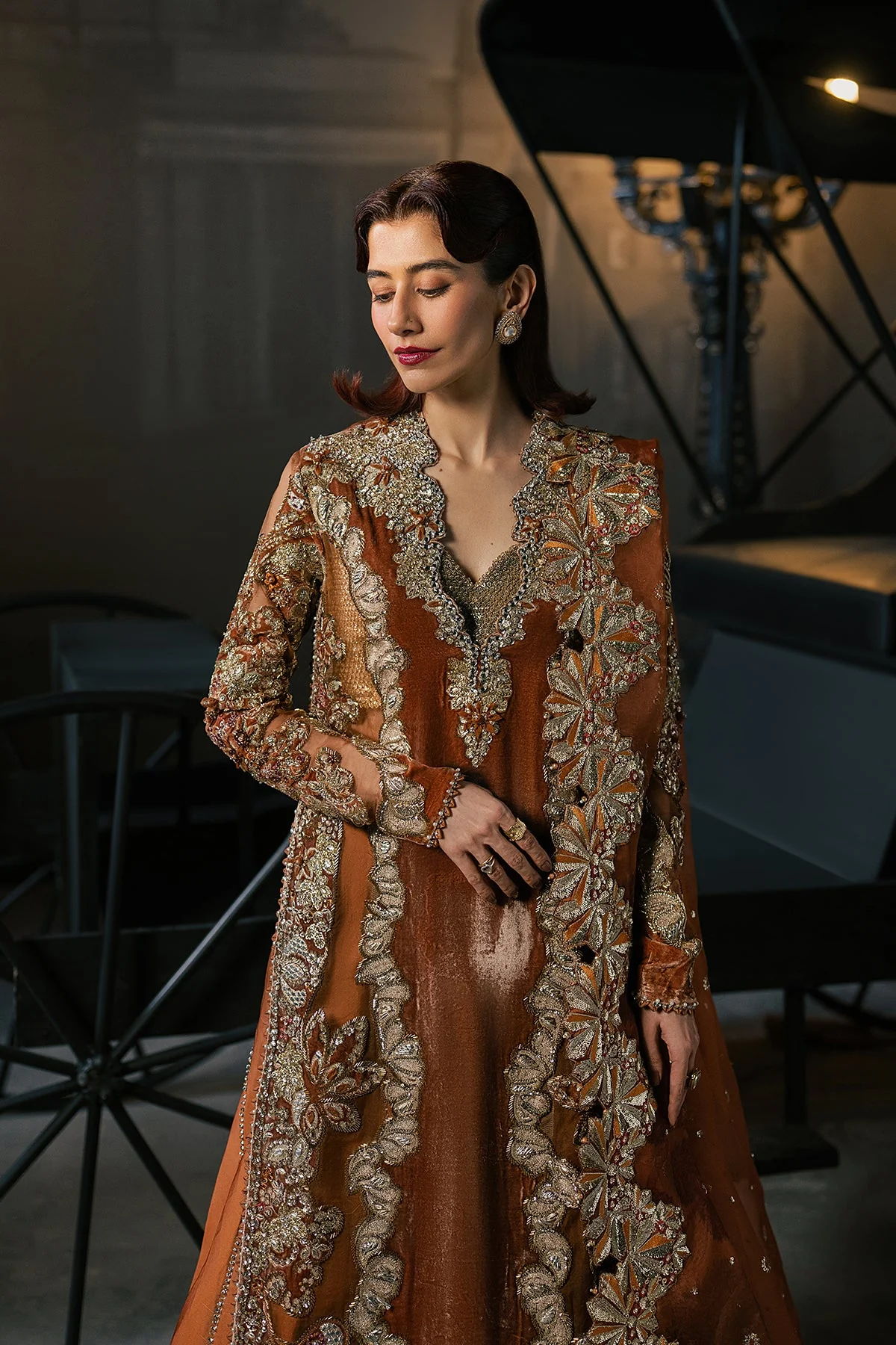 Afrozeh Zavaa Hayat Collection 2025 - Image 2
