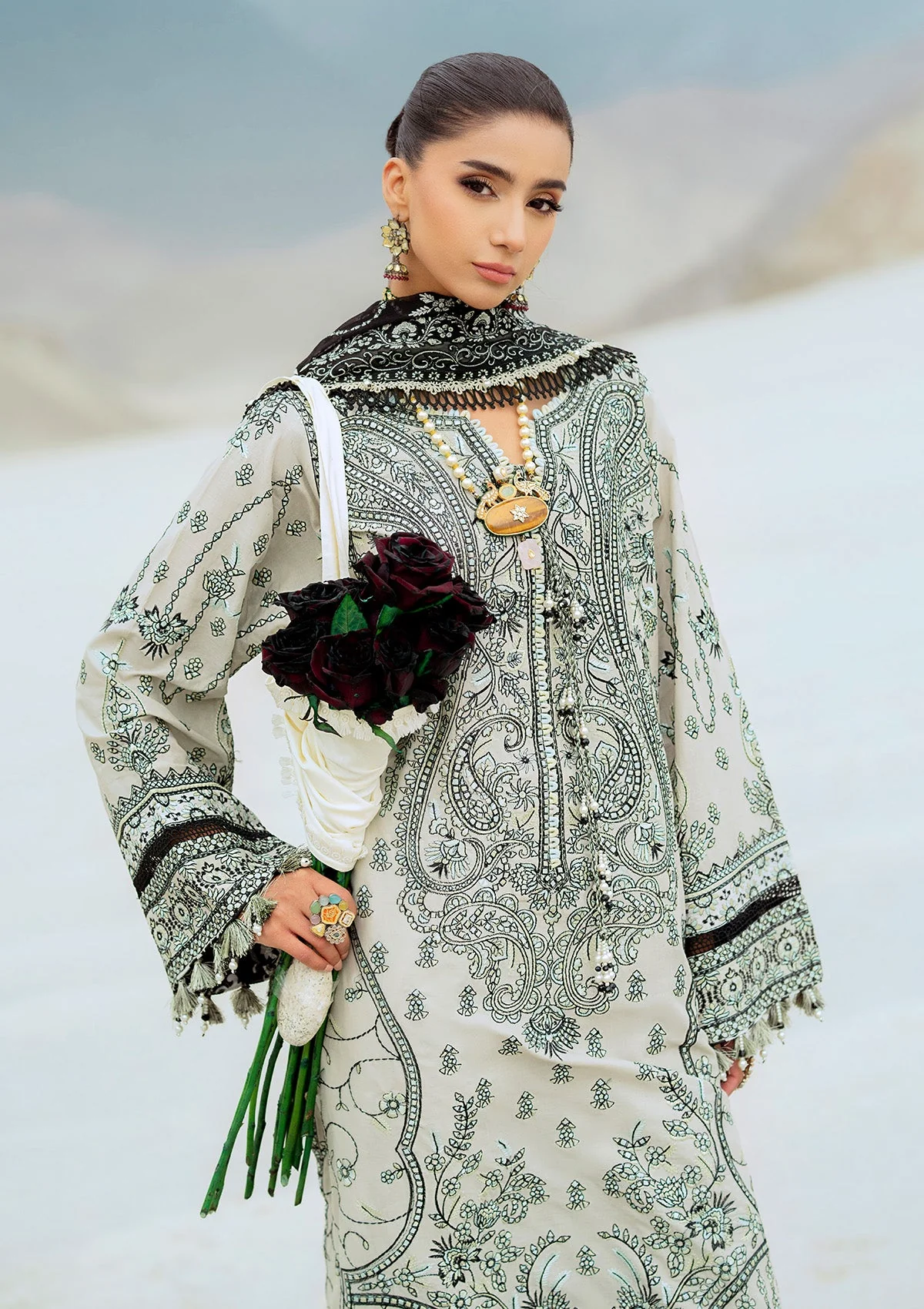 AIK Atelier Lawn 25 Look 08 Lawn Vol 1 2025 - Image 2