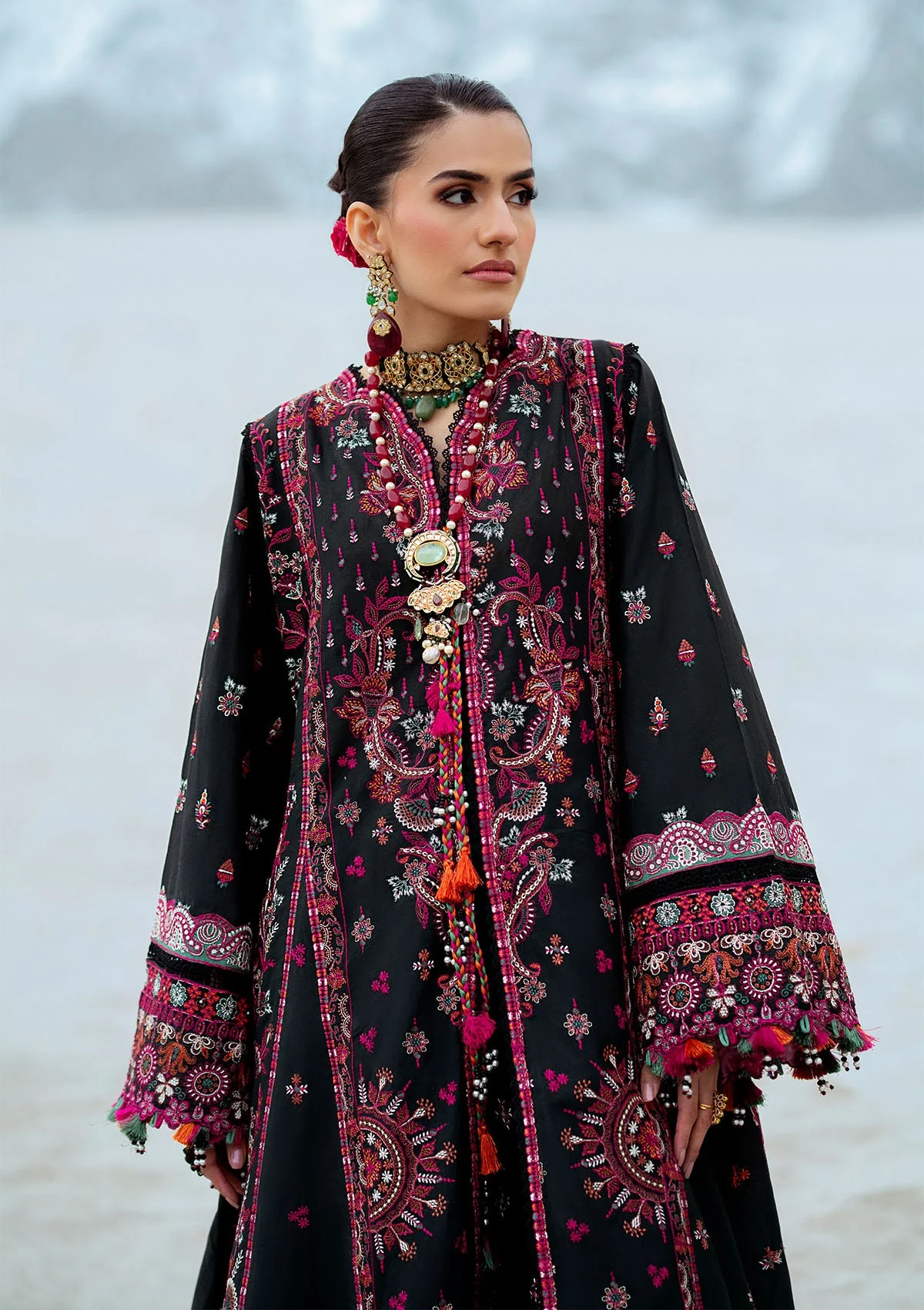 AIK Atelier Raqs Look 04 Lawn Vol 1 2025 - Image 2