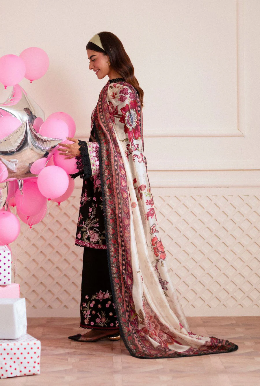 AJR Couture Ditsy Signature Lawn 2025 - Image 2