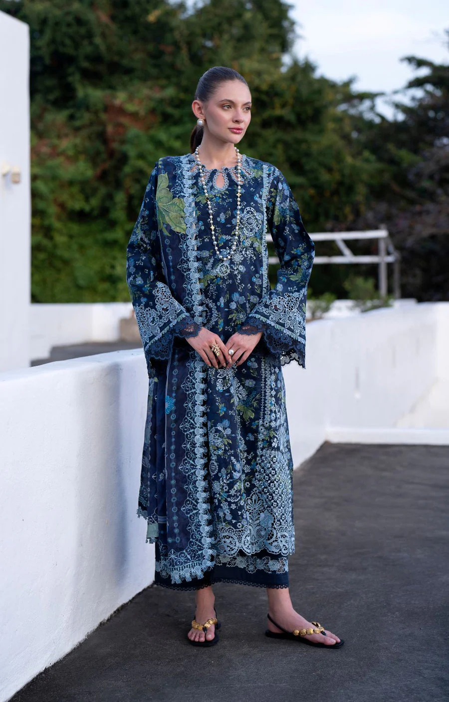 AJR Couture Eden Printkari Lawn 2025 - Image 2