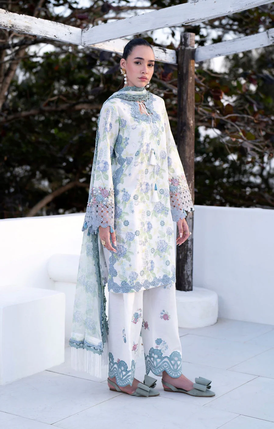 AJR Couture Isle Printkari Lawn 2025 - Image 2