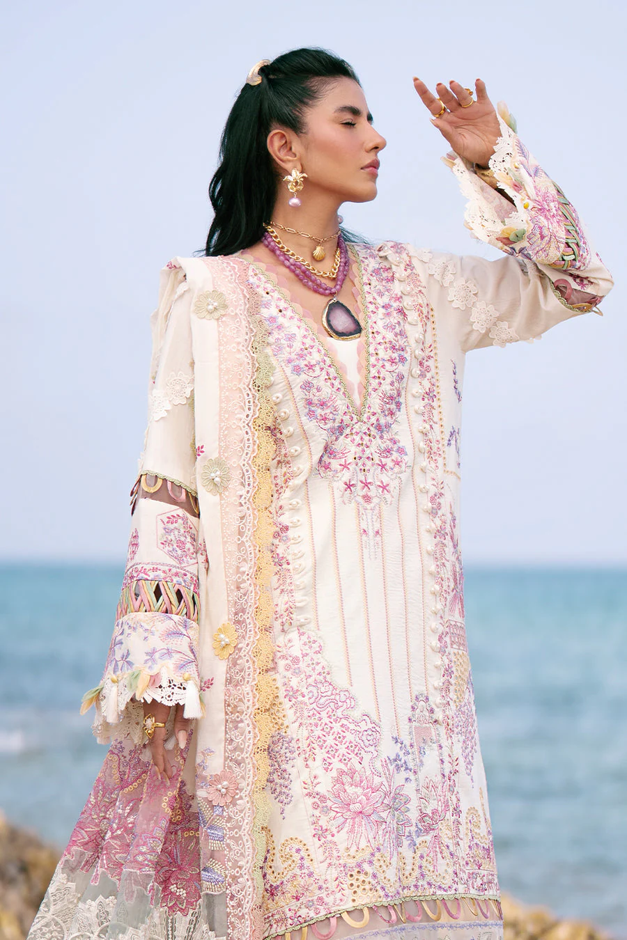 AJR Couture Muse Dastan Luxury Lawn 2025 - Image 2
