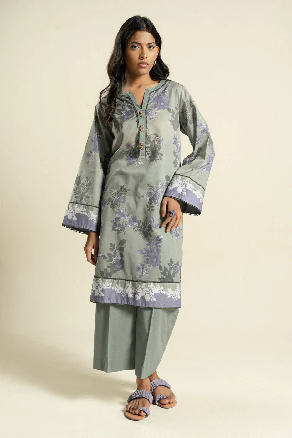 Al Karam Br32 2p26 Sage Green Summer Basic 2026