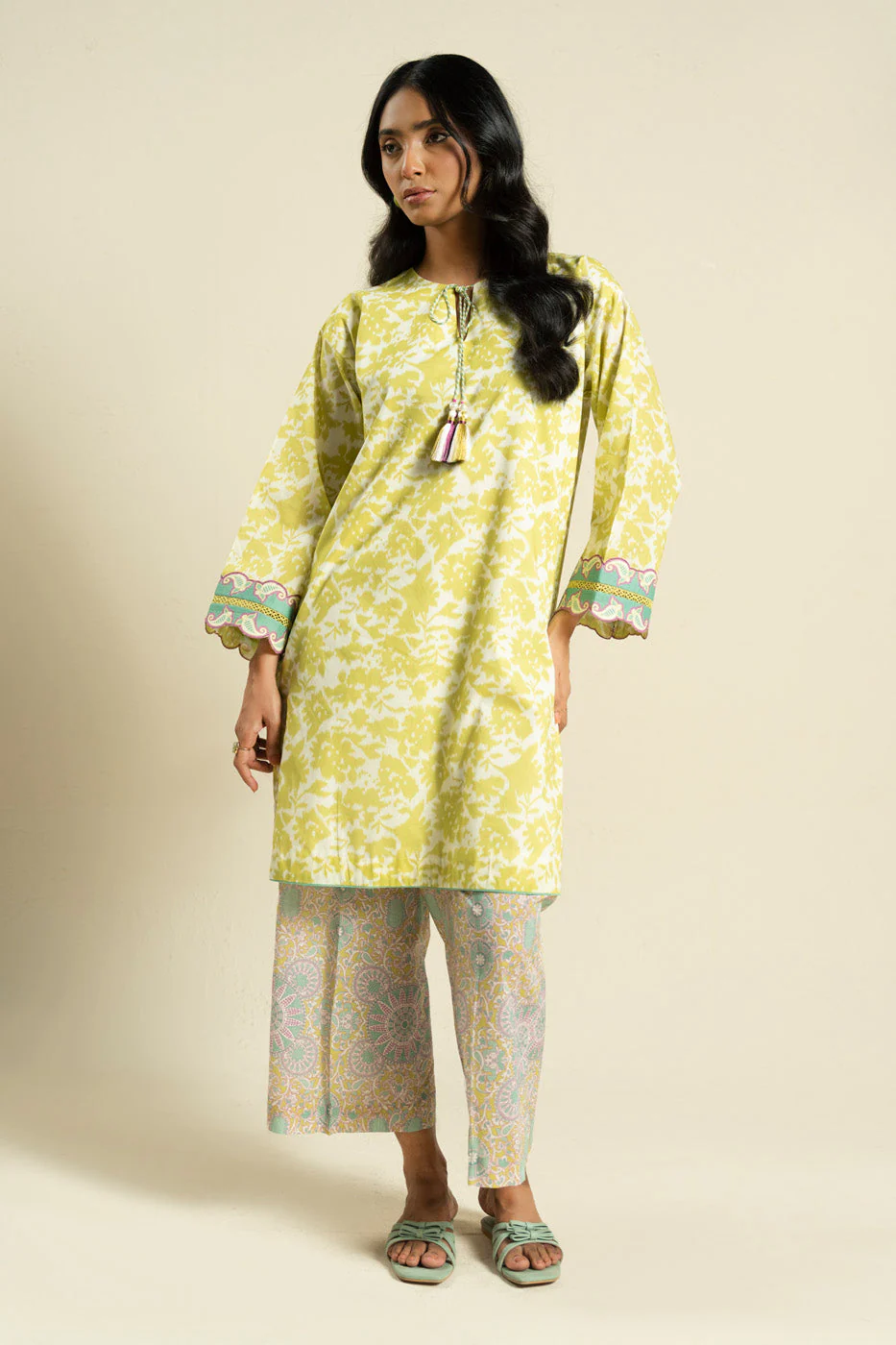 Al Karam Br48 2p26 Lime Yellow Summer Basic 2026