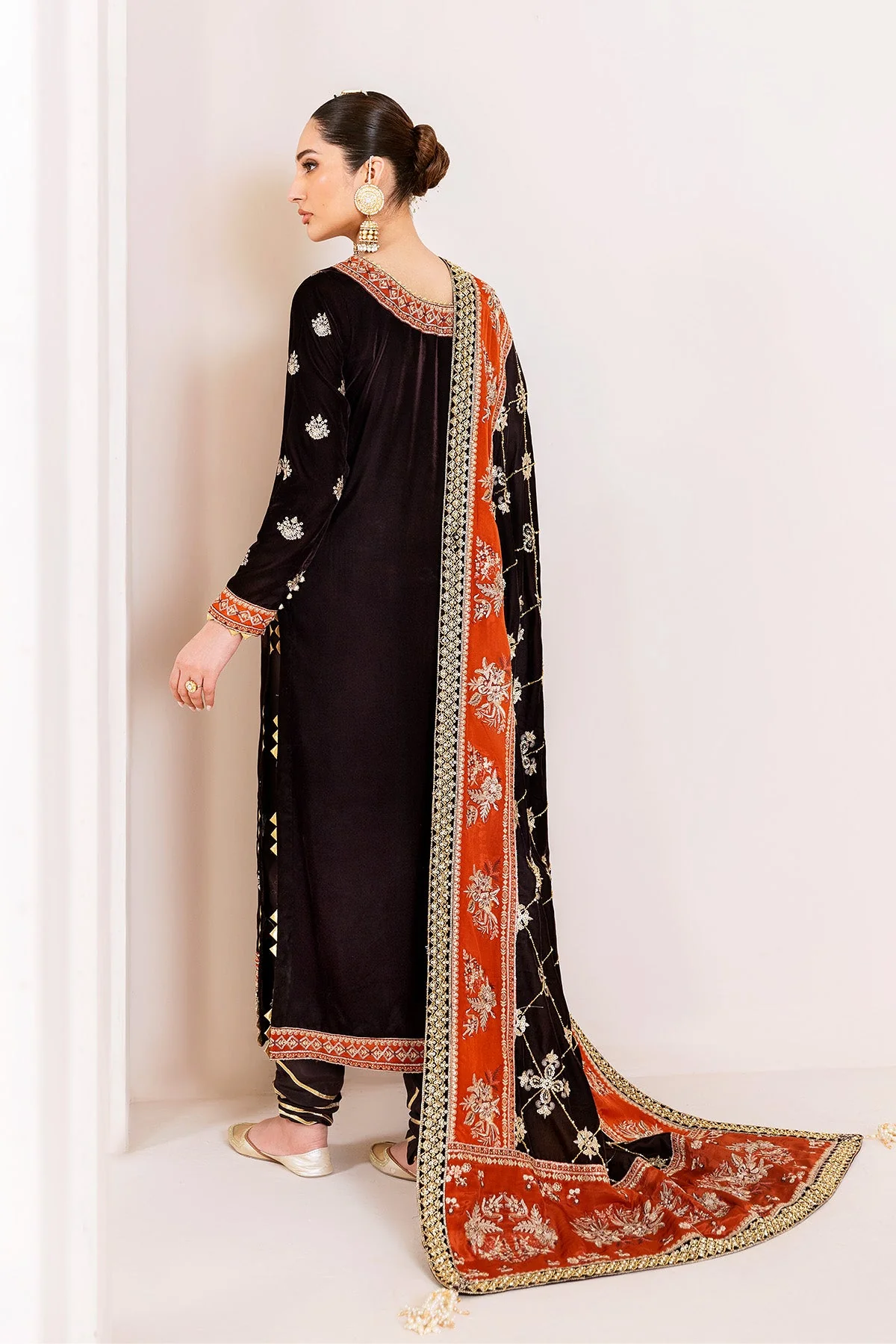 Alizeh AF-VLT-2224-Sabaat Makhmal Luxury Velvet Edit 2025 - Image 2