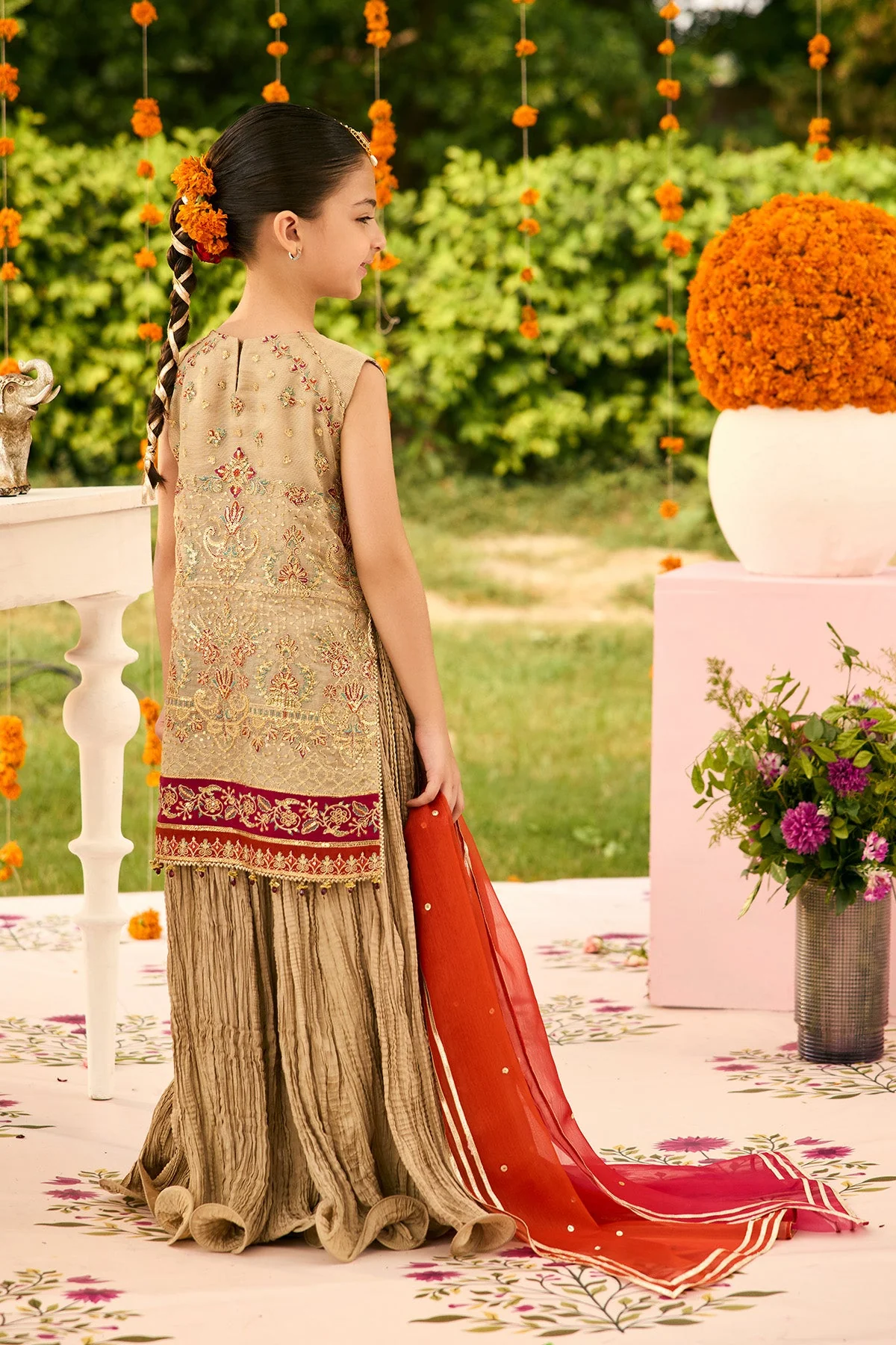 Alizeh AFK-ZN-1005-Dilruba Shehnai - The Festive Edit 2025 - Image 2