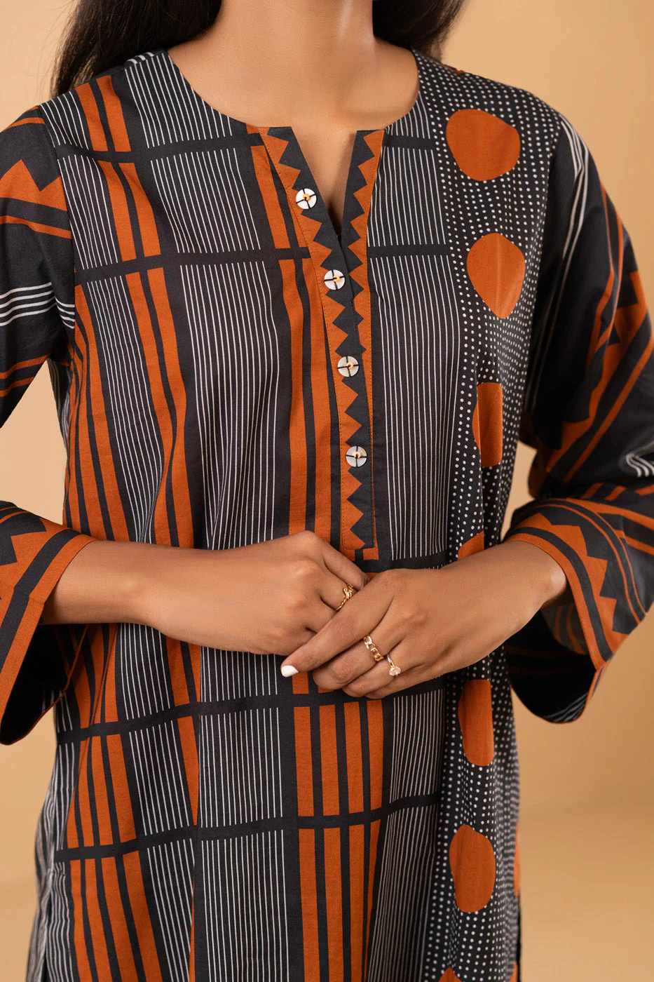 Alkaram CAP2P25-7-458-Black-Orange Hello Winter Woman 2026 - Image 2