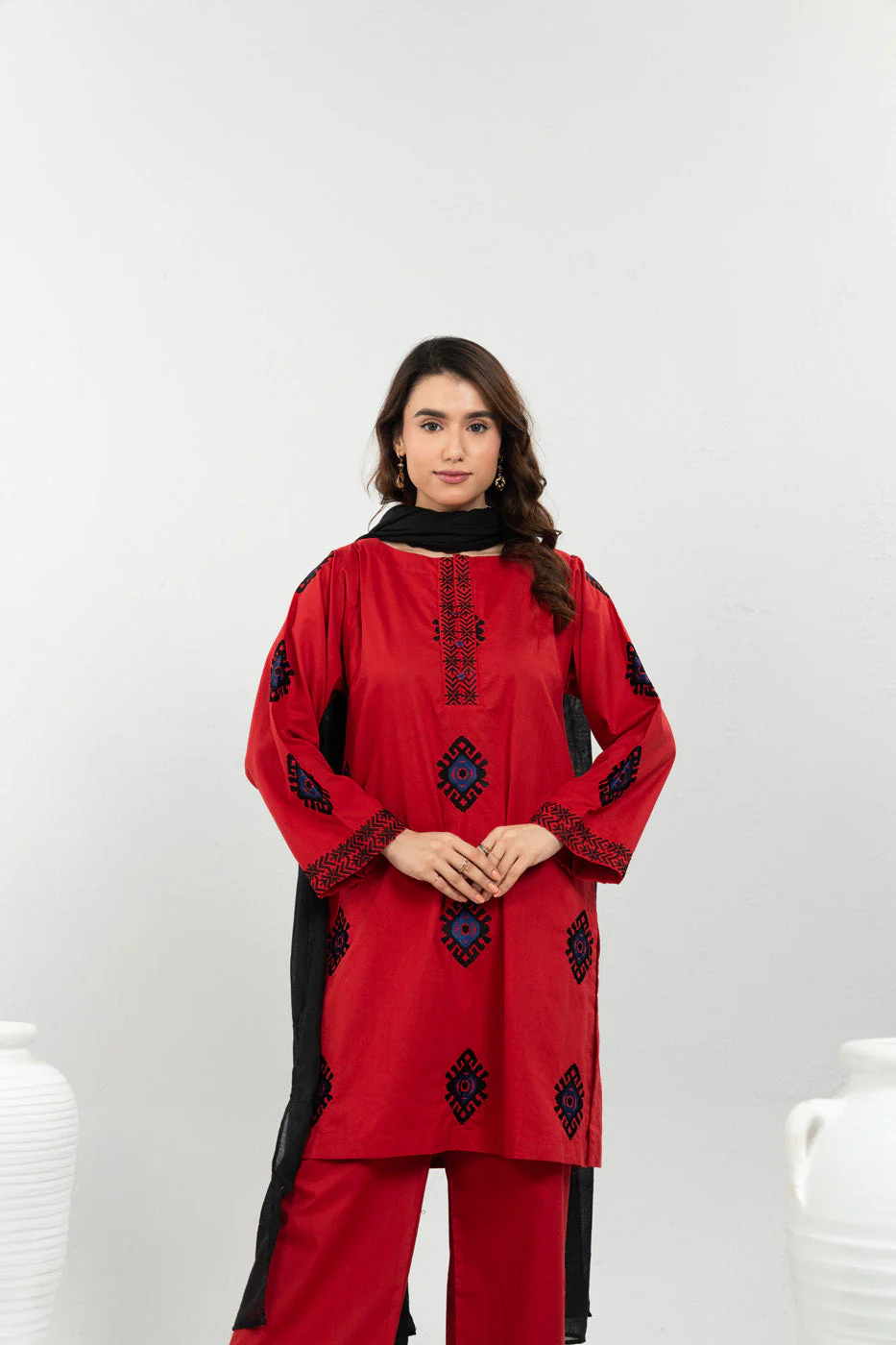 Alkaram CAPDE3P25-4-263-Red Hello Winter Woman 2026 - Image 2