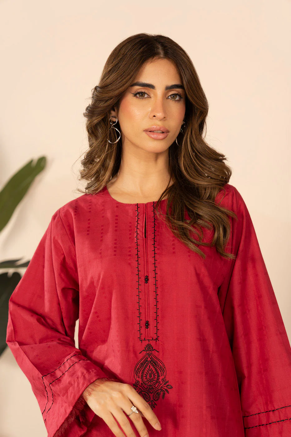Alkaram EDE21-8-2P25-Red Hello Winter Woman 2026 - Image 2