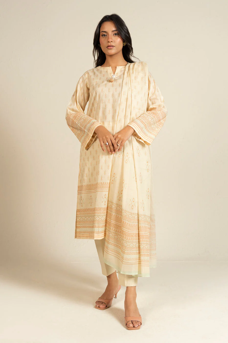 AlKaram Efl 49 3p25 Creamy White Spring Summer 2026