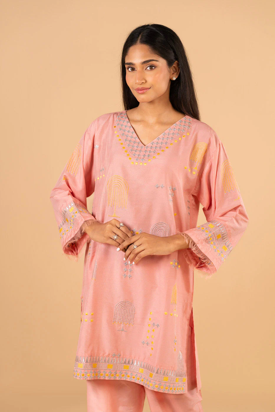 Alkaram FDE2P25-7-526-Peach Hello Winter Woman 2026 - Image 2
