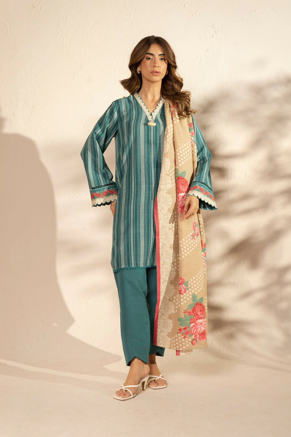 Alkaram FW-101.1-25-1-Blue Winter Collection 2025