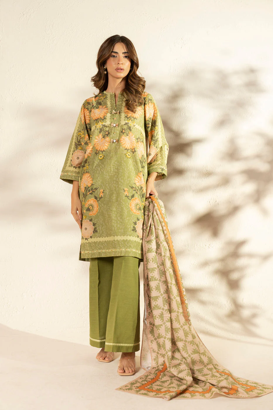 Alkaram FW-107-25-1-Green Winter Collection 2025
