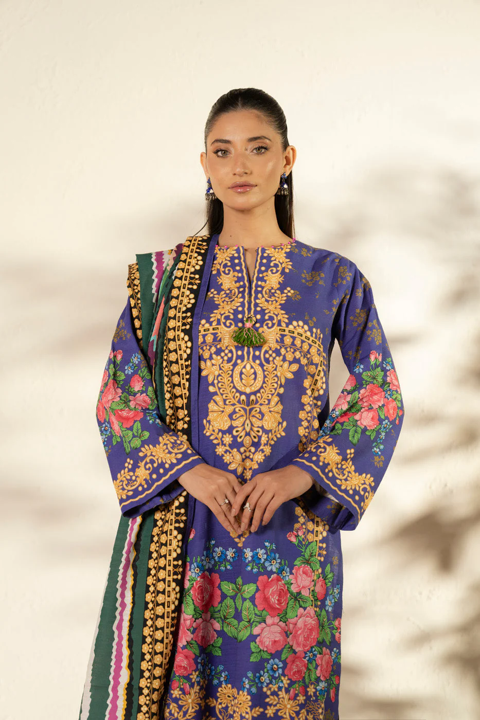 Alkaram FW-123-25-1-Blue Winter Collection 2025 - Image 2