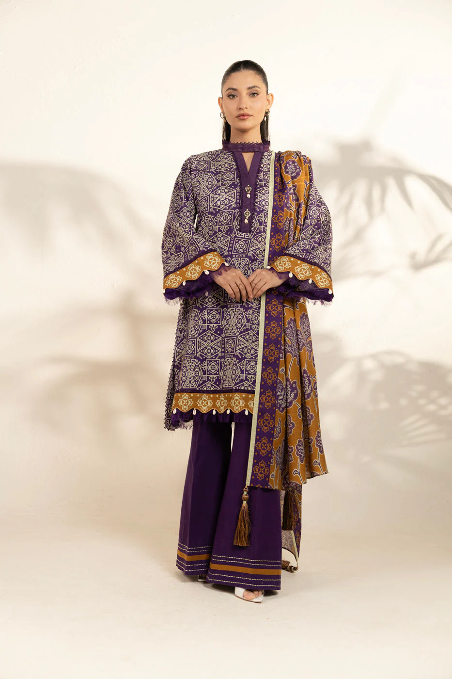 Alkaram FW-126-25-1-Purple Winter Collection 2025
