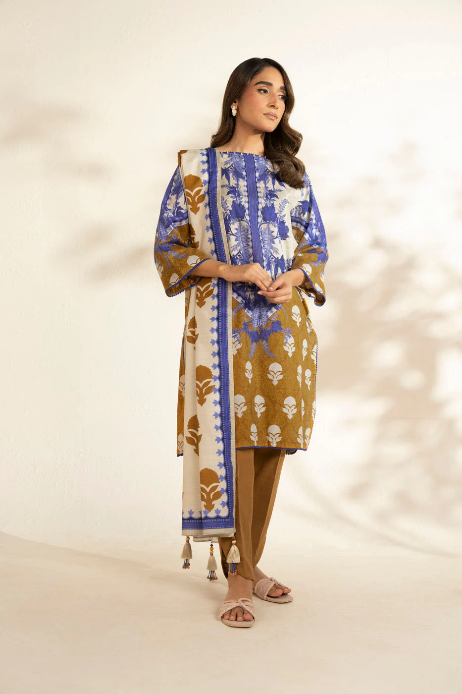 Alkaram FW-128-25-1-Yellow Winter Collection 2025