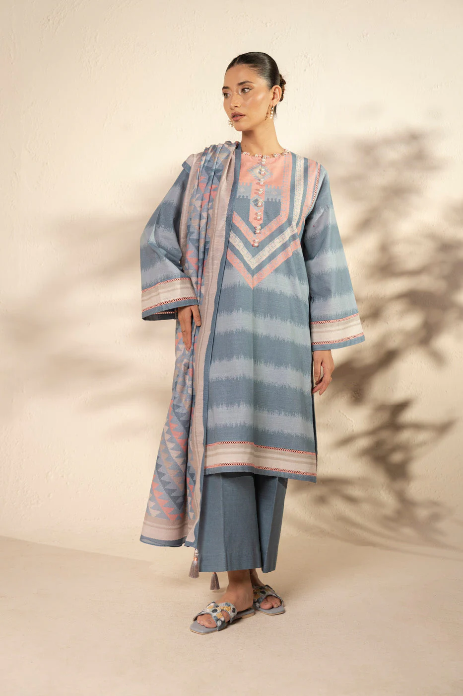 Alkaram FW-160-25-2-Grey Winter Collection 2025