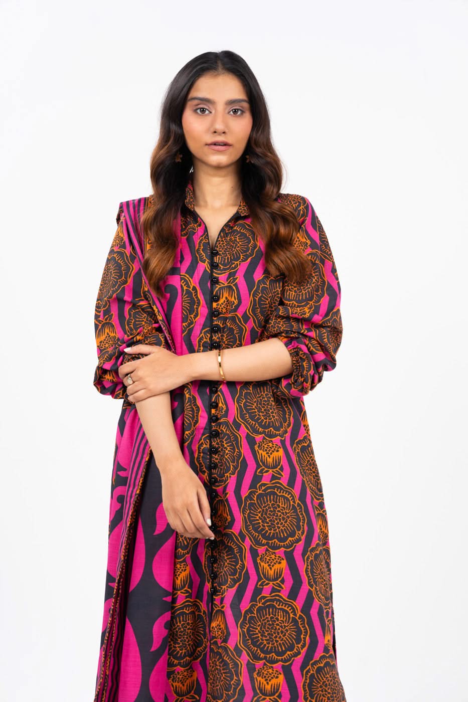 Alkaram FW-17-24-Black Winter Collection 2024 - Image 2