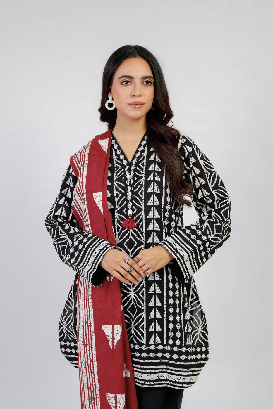 Alkaram FW-18-1-24-Black Winter Collection 2024