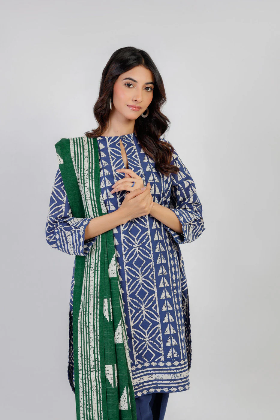 Alkaram FW-18-1-24-Blue Winter Collection 2024 - Image 2
