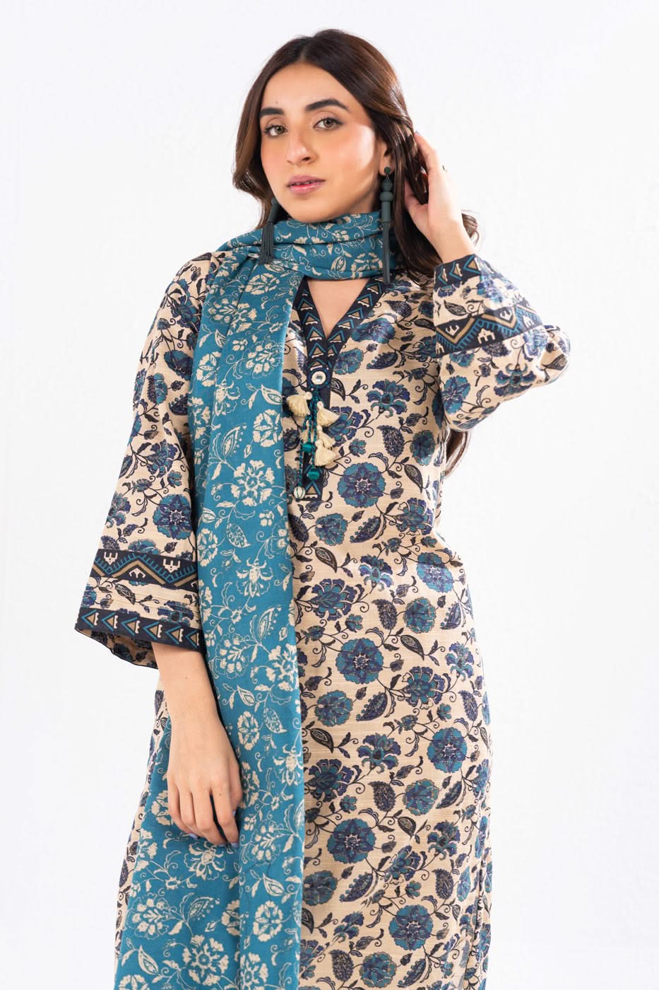 Alkaram FW-19-1-24-Red  Winter Collection 2024 - Image 2