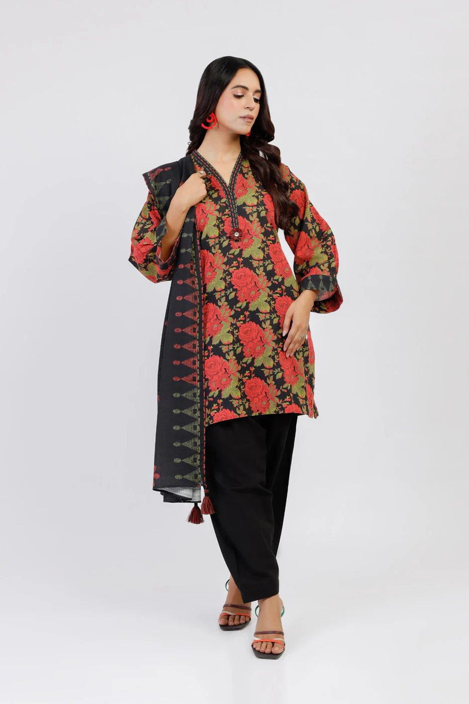 Alkaram FW-21-1-24-Black Winter Collection 2024