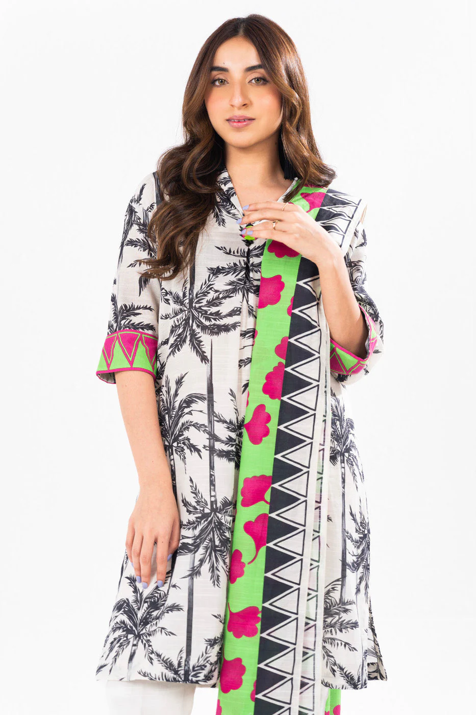 Alkaram FW-25-24-Cream  Winter Collection 2024 - Image 2