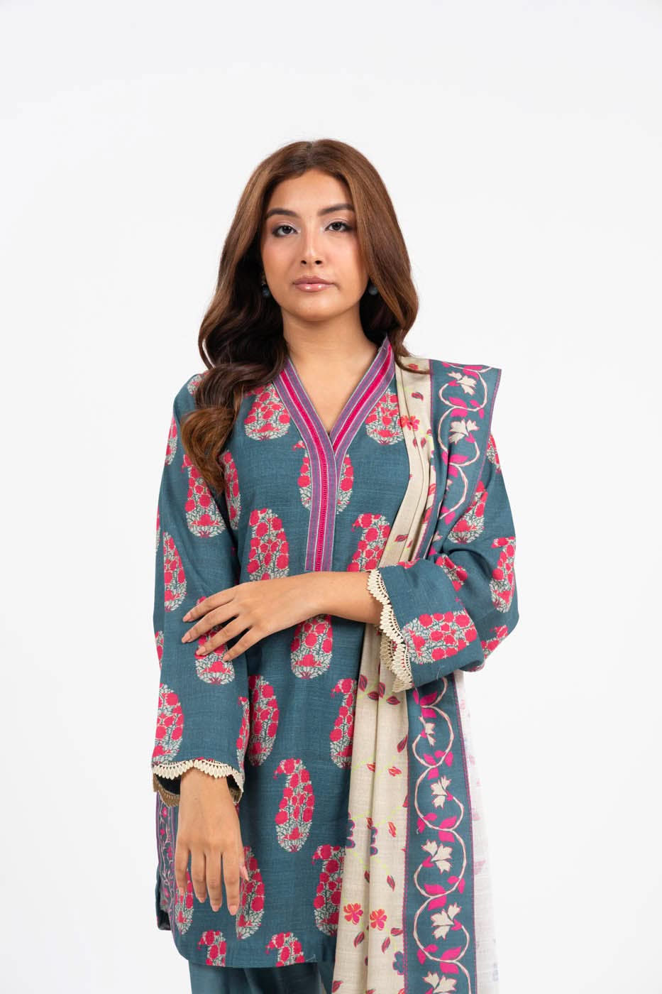 Alkaram FW-30-1-24-Green Winter Collection 2024 - Image 2