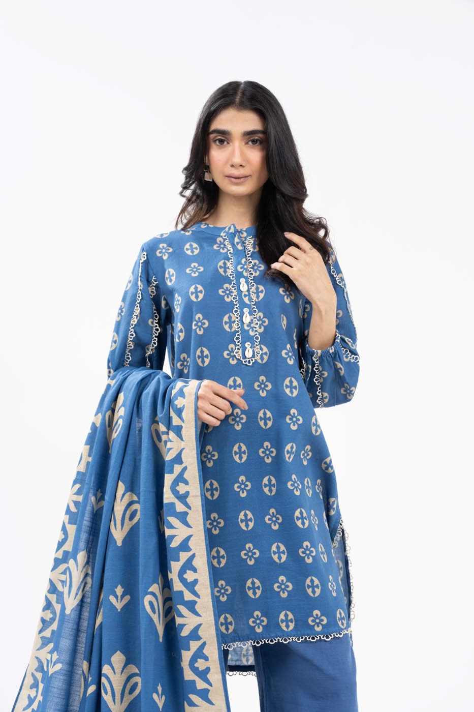 Alkaram FW-42-1-24-Black Winter Collection 2024 - Image 2