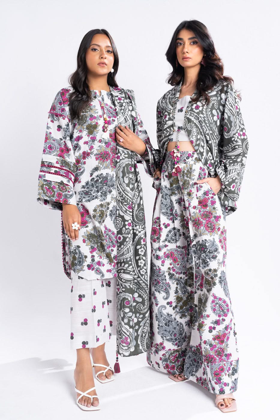 Alkaram FW-48-24-Off White Winter Collection 2024