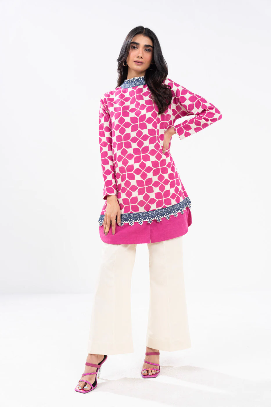 Alkaram FW-54-1-24-Pink Winter Collection 2024