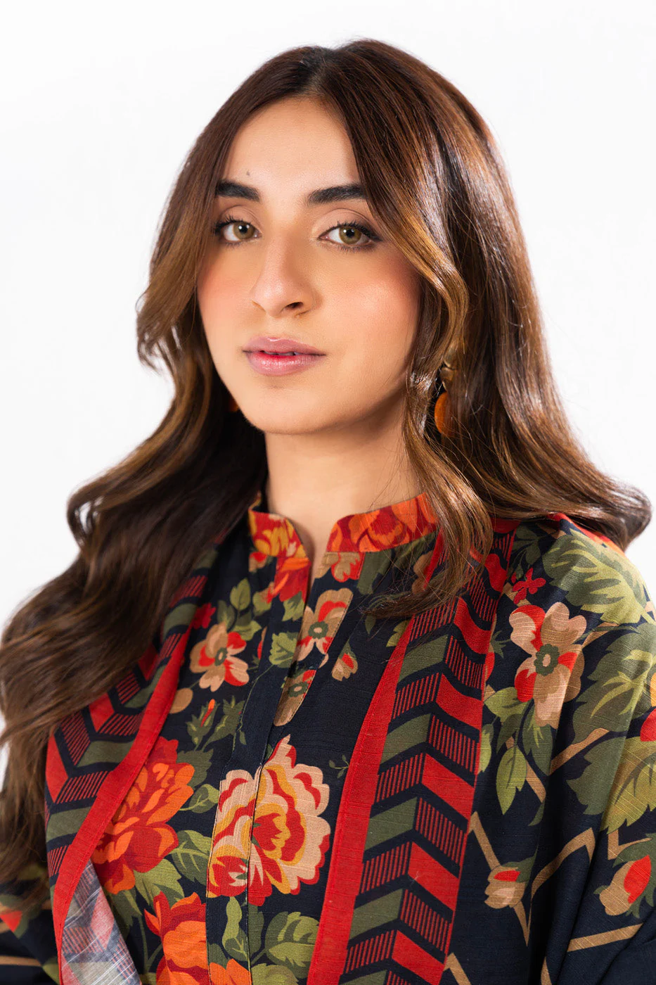 Alkaram FW-56-24-Black Winter Collection 2024 - Image 2