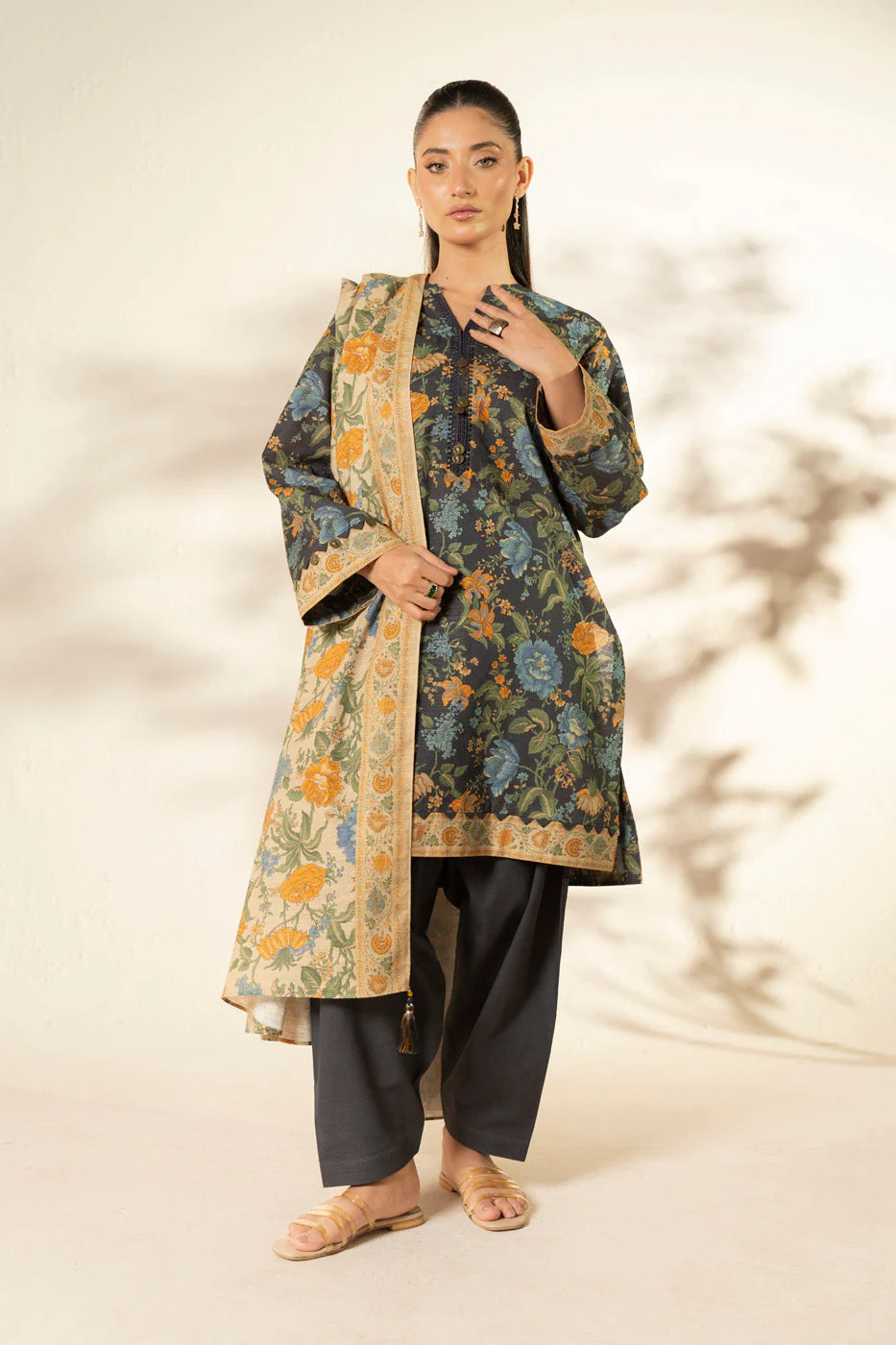 Alkaram FW-94.1-25-1-Blue Winter Collection 2025