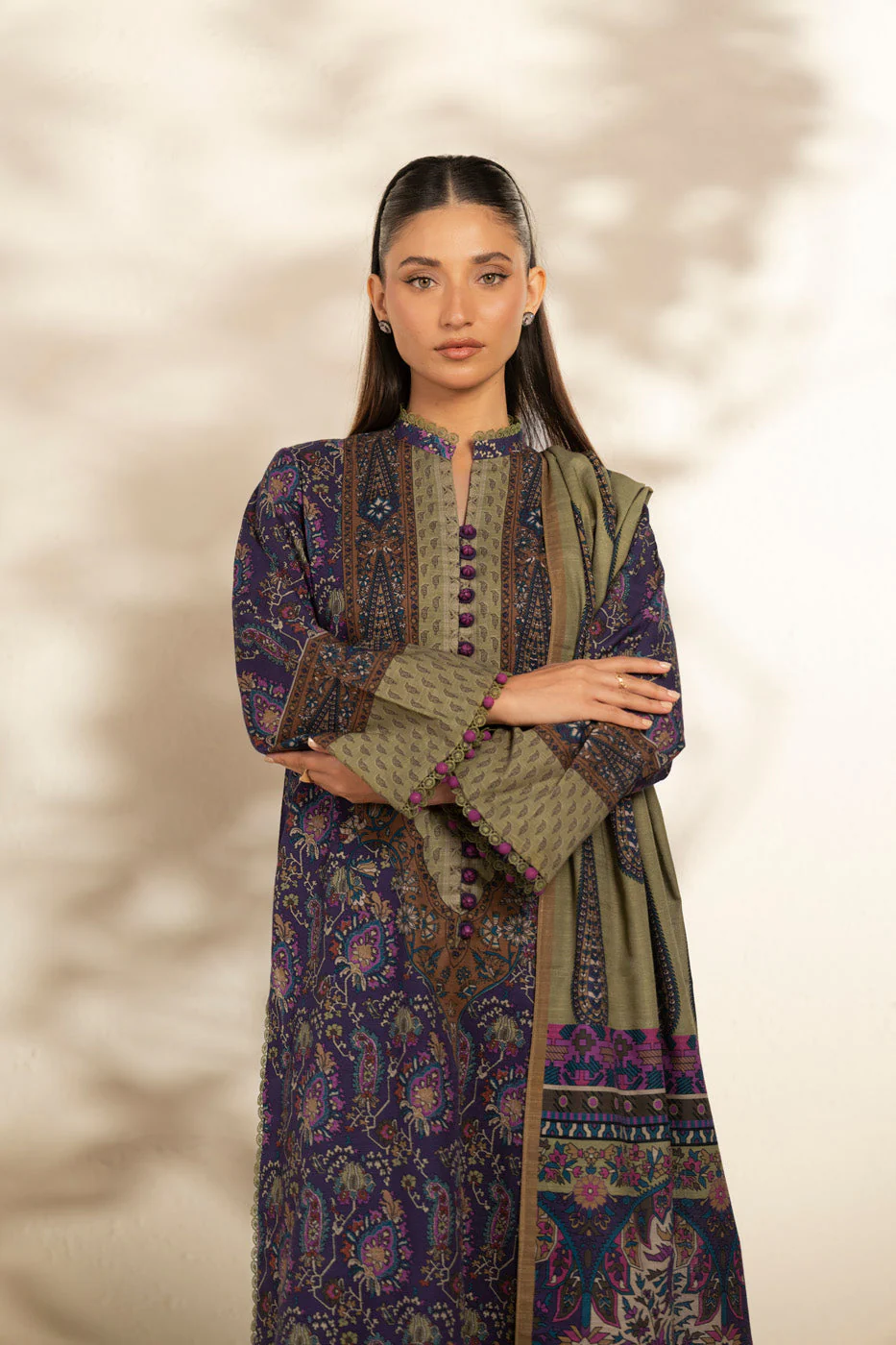 Alkaram FW-96.1-25-1-Purple Winter Collection 2025 - Image 2
