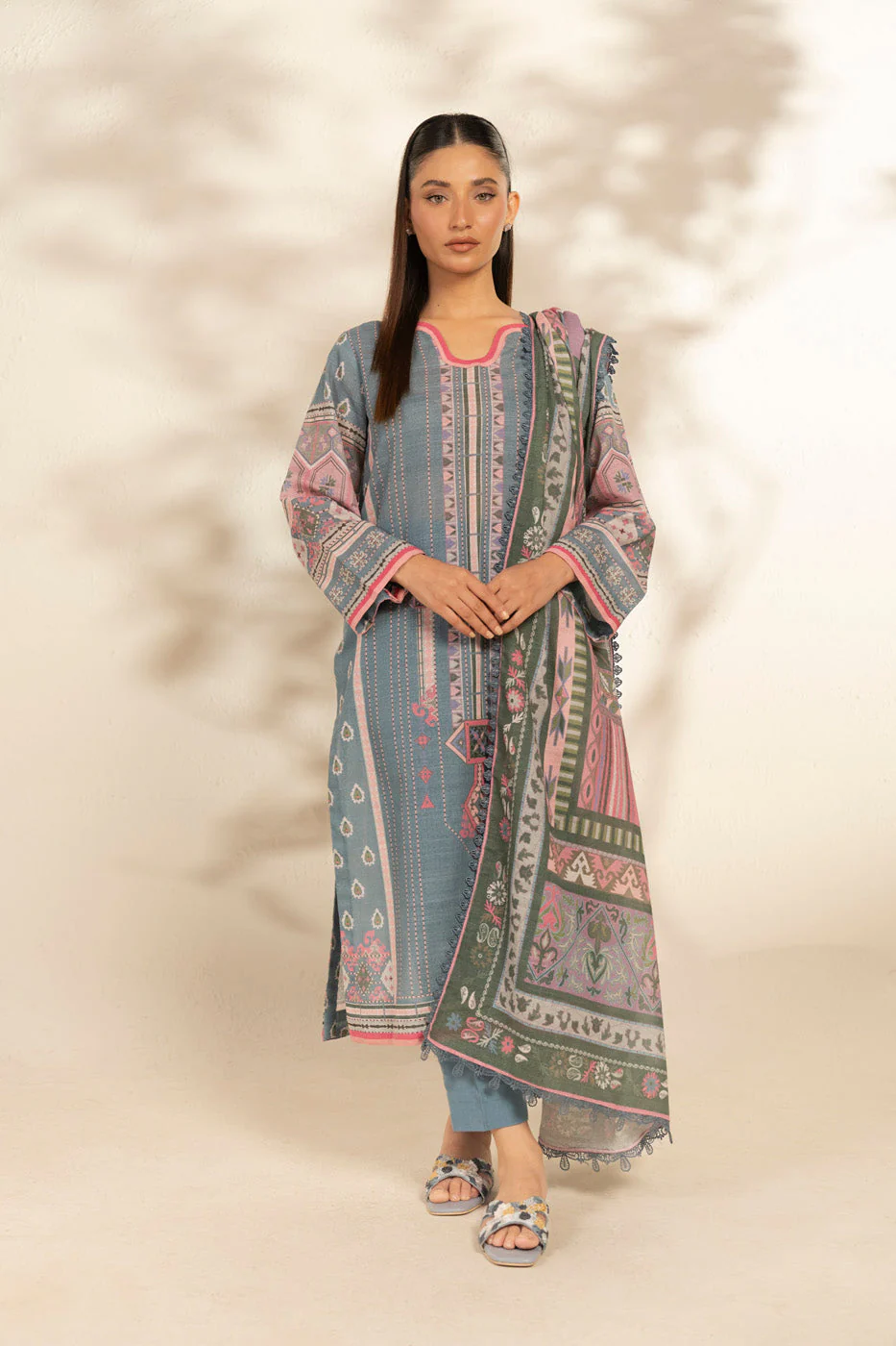 Alkaram FW-97.1-25-1-Grey Winter Collection 2025
