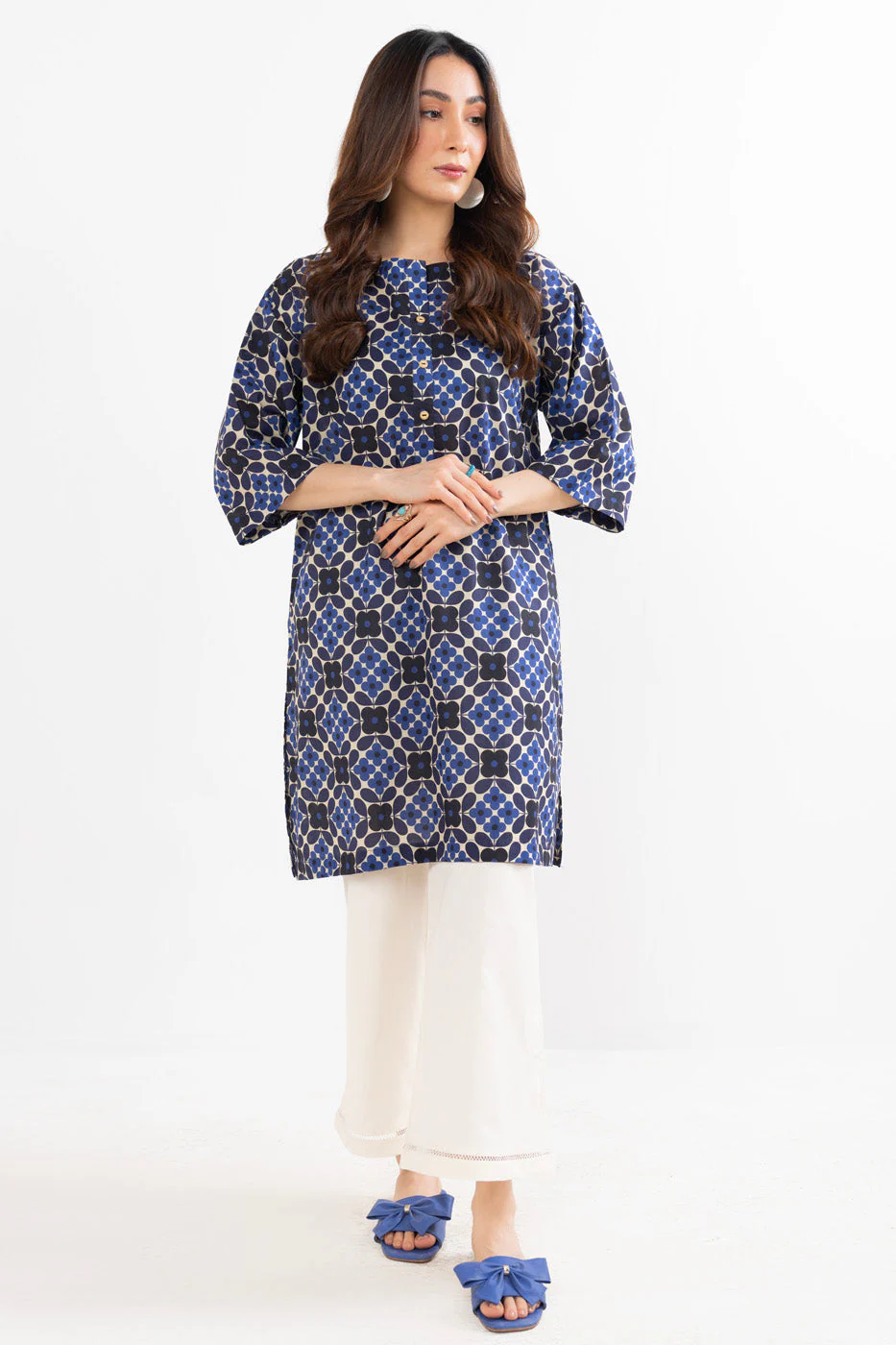 Alkaram GFKU7239-Blue Hello Winter Woman 2026
