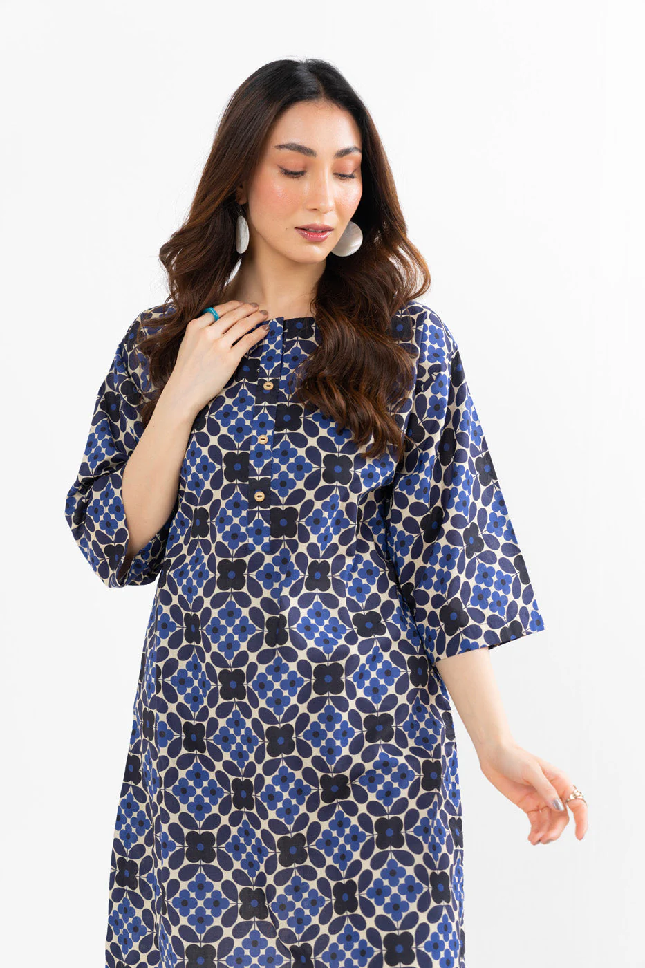 Alkaram GFKU7239-Blue Hello Winter Woman 2026 - Image 2